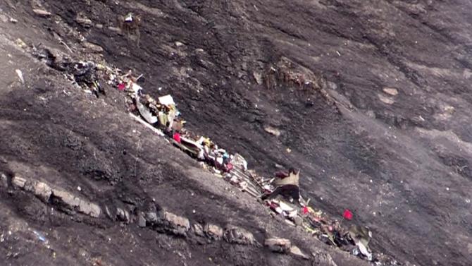150 dead in plane crash in French Alps - Yahoo News