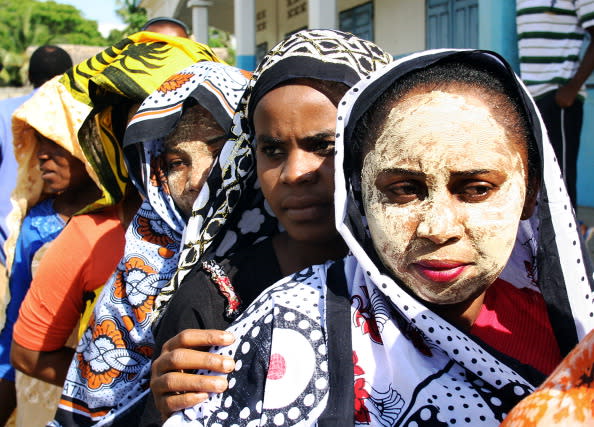 البلدان العربية الافضل في معاملة النساء  Comoros-jpg_044846