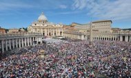 Pope Benedict Resignation: Global Reaction