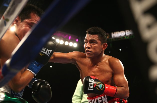Roman Chocolatito Gonzalez (R) is one of the new stars who debuted on HBO under Ken Hershman's tenure as president of HBO Sports.  (Photo by Stephen D...