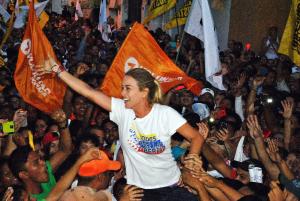 Lilian Tintori (C), wife of jailed Venezuelan opposition …