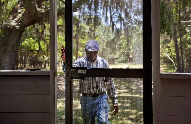 AP PHOTOS: Slave descendants' community dwindling