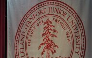 Brasão da universidade norte-americana de Stanford