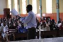 Imagen de una reunión en una iglesia cristiana de Nairobi