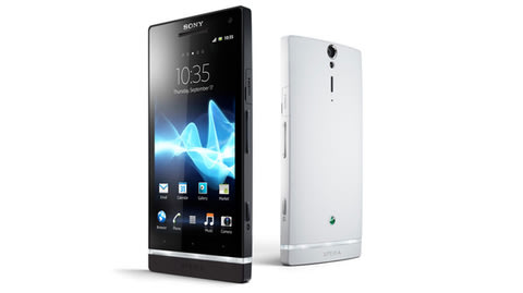 20 điện thoại tốt nhất thế giới tháng 9/2012 SonyXperiaS_XSofficial_580_100_8_jpg_1349768424_1349768645_480x0
