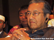 Dr M: Najib mesti turun kalau prestasi PRU buruk