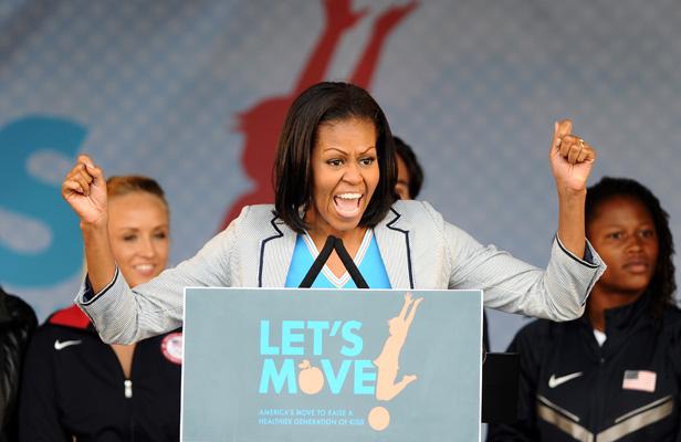 Michelle Obama milite contre l'obésité durant les Let's Move-London en 2012., JEWEL SAMAD/AFP