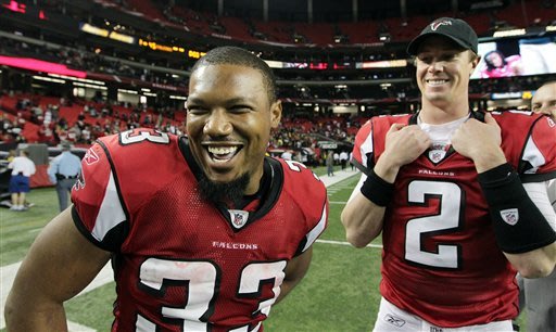 Falcons Defense Outlasts Buccaneers Offense 201201011847676677960-p2