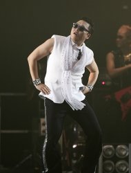 PSY's pure income estimated to be around 15 billion KRW