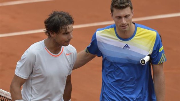 Rafael Nadal und Daniel Brands bei den French Open 2013
