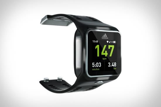 Adidas發表新一代智慧型運動錶miCoach SMART RUN，外型兼具科技及運動風格
