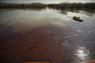 El derrame contaminó inicialmente el río Coca, un afluente del Napo, pero parte de la mancha ya avanzó por este afluente del Amazonas hacia territorio peruano. EFE/Archivo