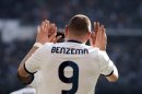 Karim Benzema reemplazó a su compañero de la selección nacional Franck Ribery, ahora tercero, como líder del ránking de deportistas mejor pagados.