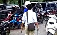 Foto-foto Aparat Koboy Palmerah Mengamuk di Tengah Jalan