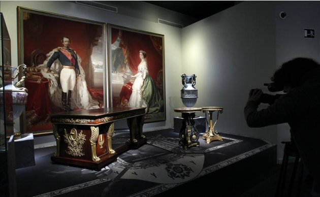Napoleon III de Francia y la Emperatriz Eugenia de Montijo, dos de los cuadros que forman parte de las cerca de 150 piezas, entre pinturas, esculturas, documentos históricos, manuscritos, joyas, mobil