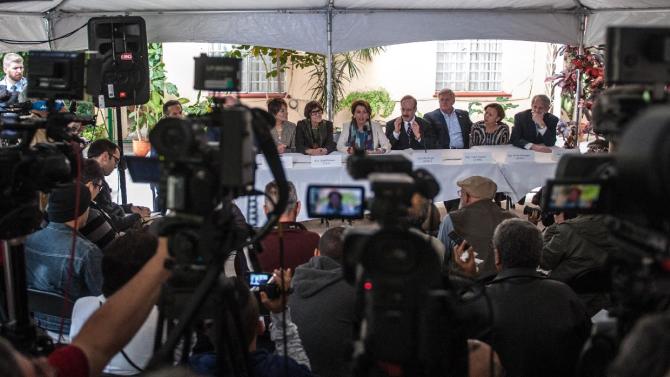 US-Cuba talks tackle human rights, reopening embassies - Yahoo News