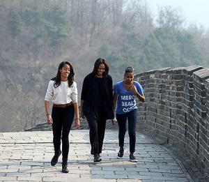 Malia Obama, Sasha Obama Look All Grown Up During China&nbsp;&hellip;