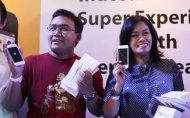 Indosat-Apple Luncurkan Paket SUPER Lengkap iPhone 5
