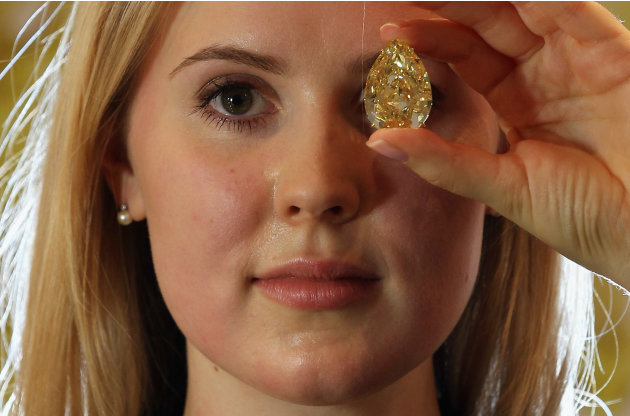 A Sun Drop Diamond Forms Part Of Sothebys Magnificent Jewels Sale
