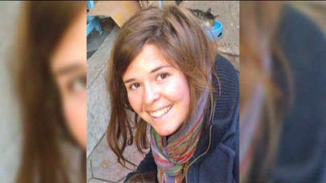 Arizona mountain town mourns for American woman held by IS - Yahoo.